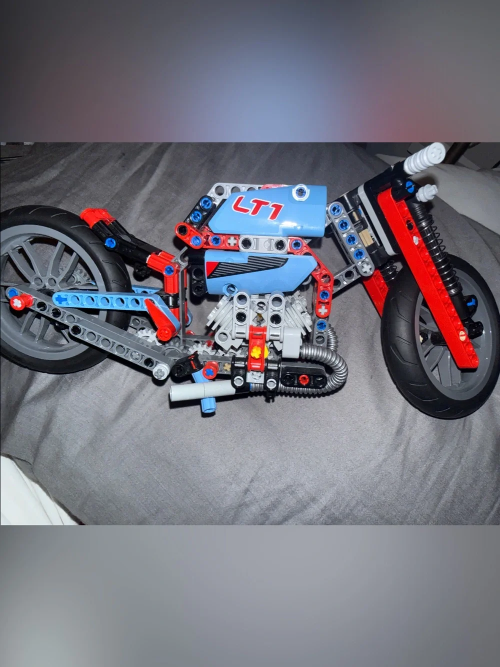LEGO Technic Street Motorcycle 42036 - Retro Bike Build!